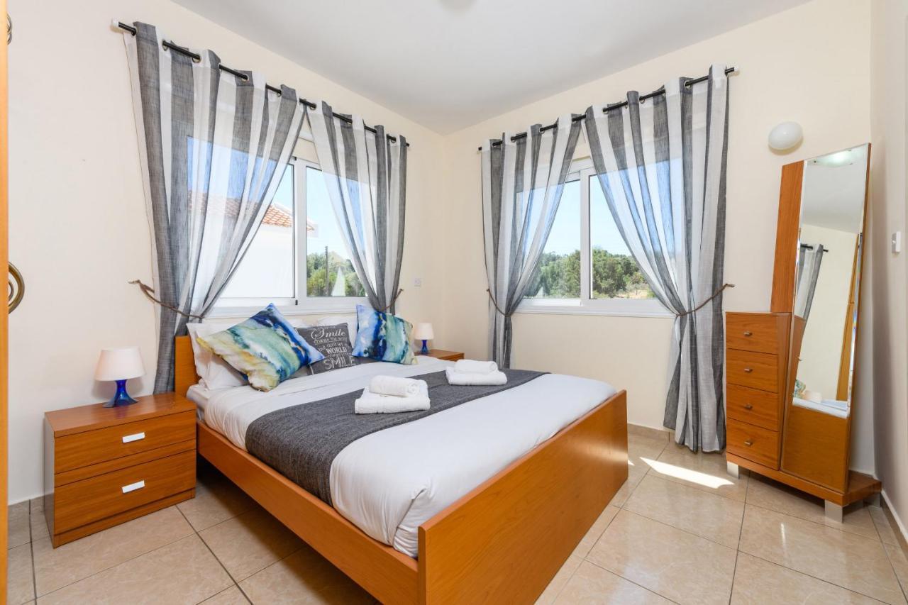 Zacharia Villas โปรทาราส ภายนอก รูปภาพ