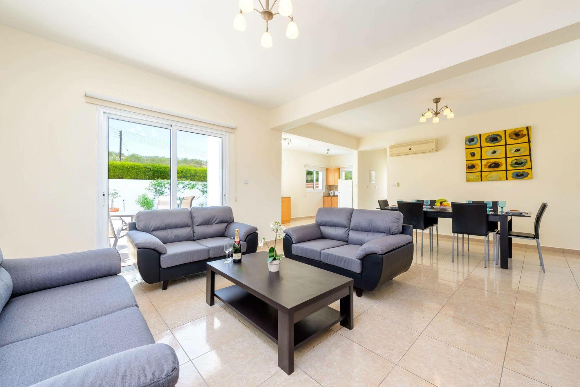 Zacharia Villas โปรทาราส ภายนอก รูปภาพ