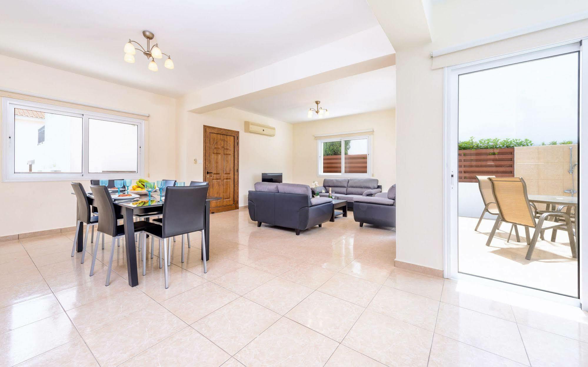 Zacharia Villas โปรทาราส ภายนอก รูปภาพ